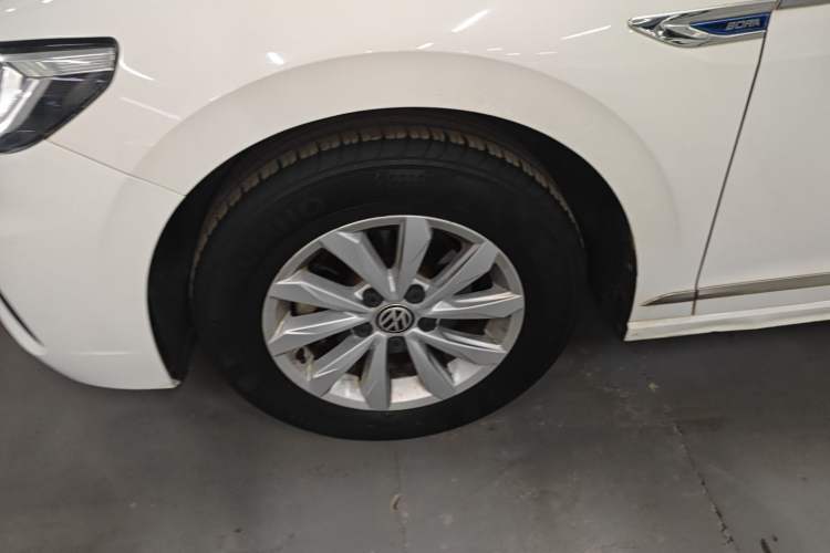 TDK.VehicleDetails.img