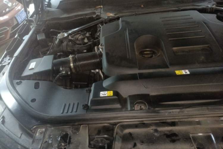 Used Land Rover Range Rover Sport 2021 3.0 L6 YAO Black Edition
