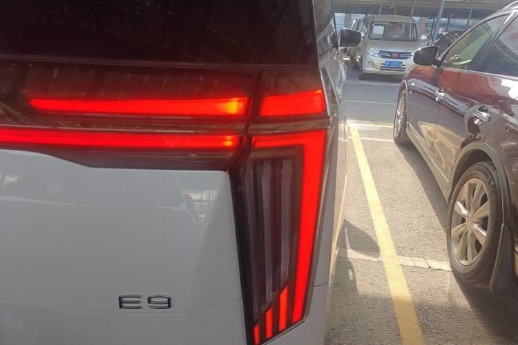 Used GAC Trumpchi E9 2023 E9 MAX
