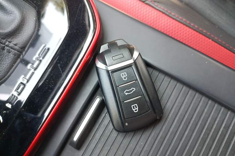 Used Dongfeng Aeolus Yixuan 2021 230T Automatic Glory Edition
