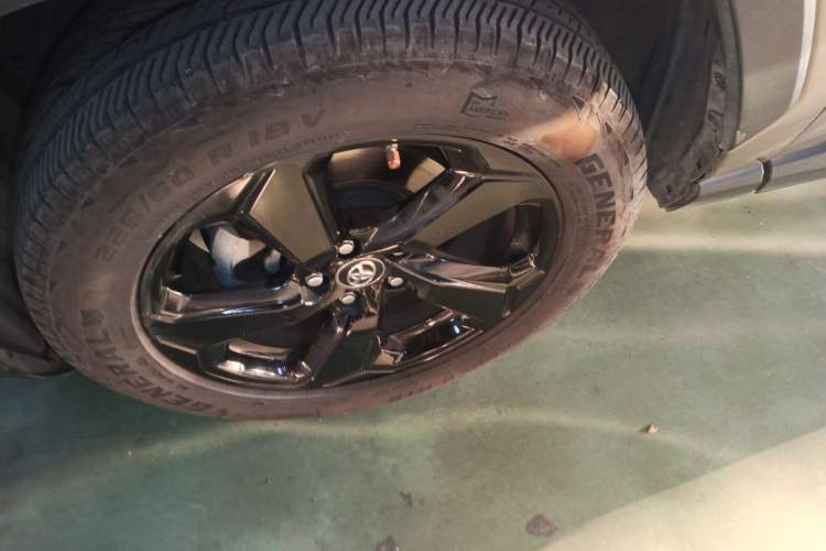 Used Toyota RAV4 2020 Dual-Motor 2.5L E-CVT Four-Wheel Drive Flagship Edition