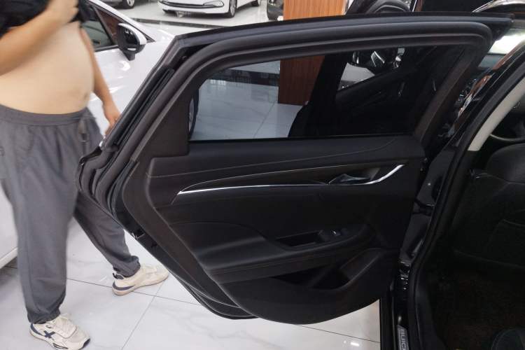 Used Buick LaCrosse 2022 552T Luxury Version
