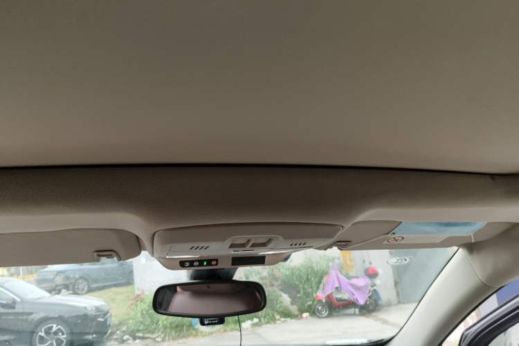 Used Buick Envision 2014 28T Four-Wheel Drive Luxury Model
