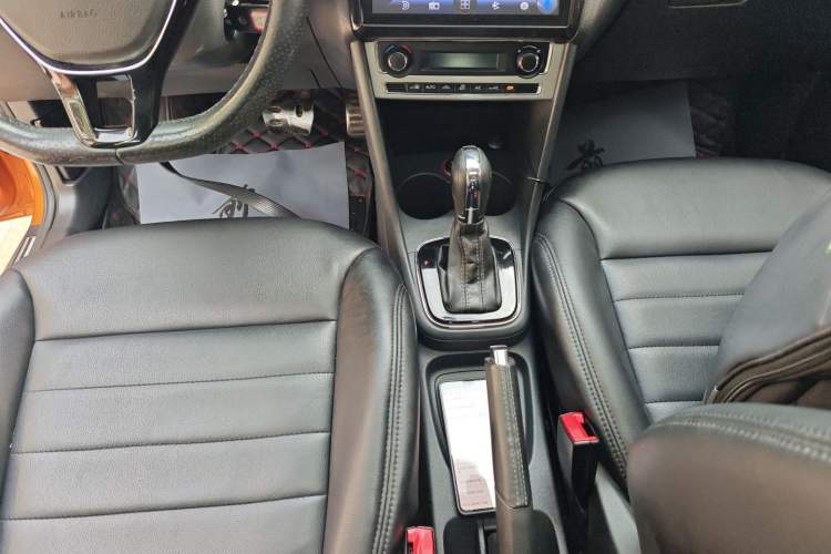 Used Volkswagen Polo 2014 1.6L Cross Polo Automatic