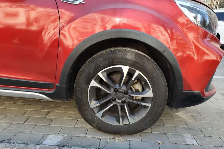 Used Geely Auto Vision X3 2019 Upgraded Model 1.5L CVT Prestige Version
