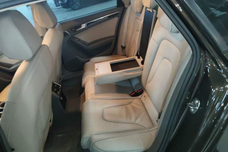 Used Audi A4L 2015 35 TFSI Automatic Comfort Model
