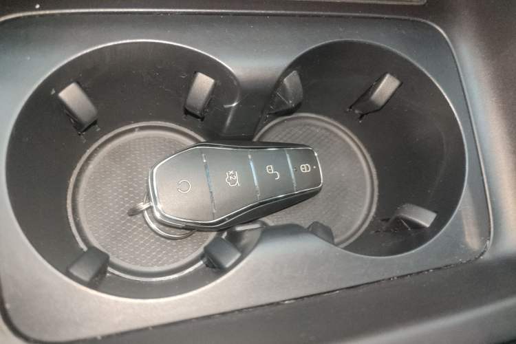 Used BYD Qin PLUS 2024 HONOR Edition DM-i 55KM Leading Model
