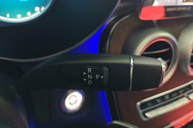 Used Mercedes-Benz GLC 2022 Refreshed GLC 300 L 4MATIC Dynamic Edition
