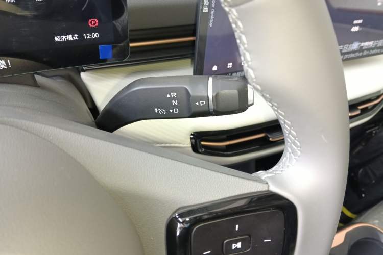 Used Bestune Yueyi 03 2025 565km Premium Edition