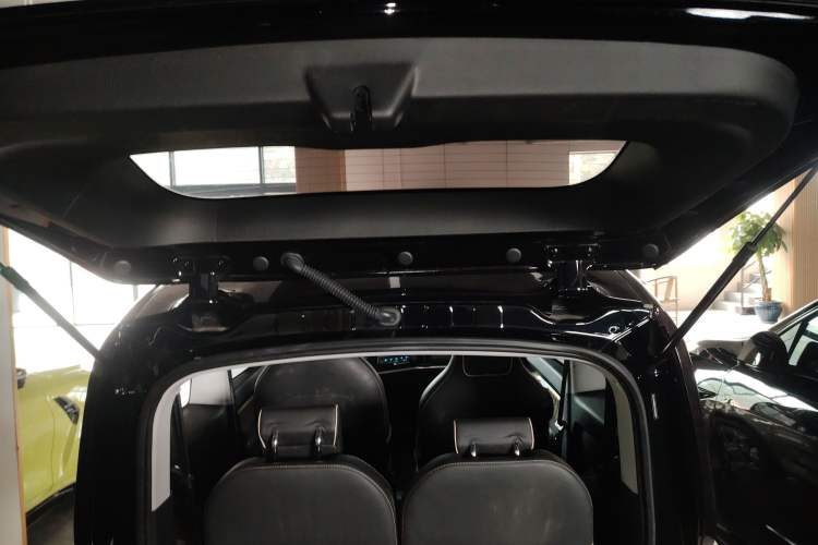 Used Baojun KiWi EV 2022 Artist Lite Edition Lithium Iron Phosphate