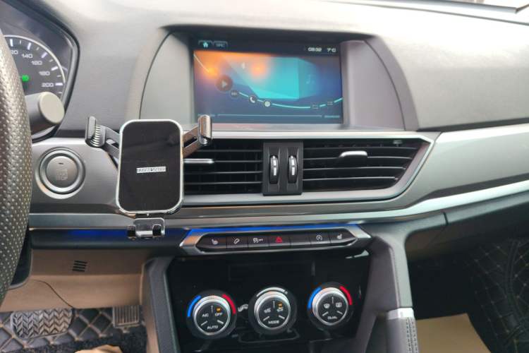 Used Haval H6 2018 Sport Edition 1.5T Automatic Two-Wheel Drive Prestige Model China V Standard
