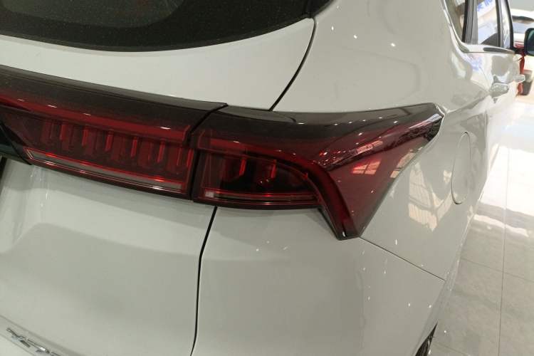 Used JETOUR X70 PLUS 2023 1.6T DCT Stronger PRO+ 5-Seater
