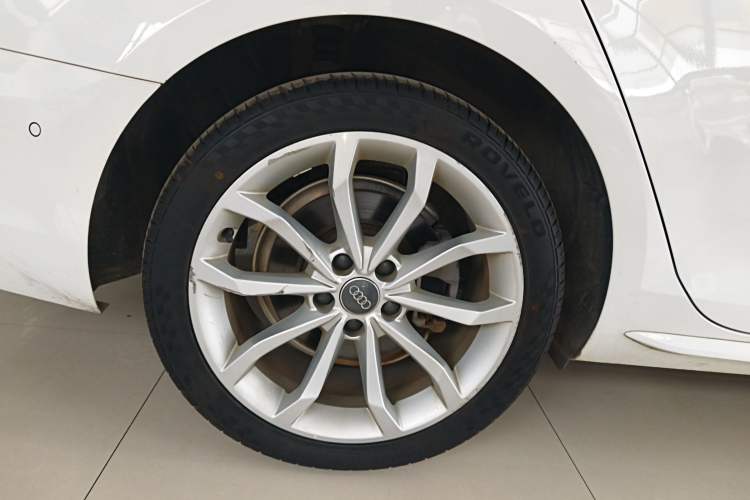 Used Audi A4L 2019 40 TFSI Fashion Edition China VI Emission Standard