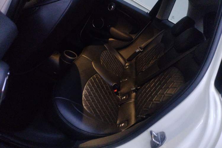 Used  MINI 2019 1.5T ONE PLUS Five-Door Edition
