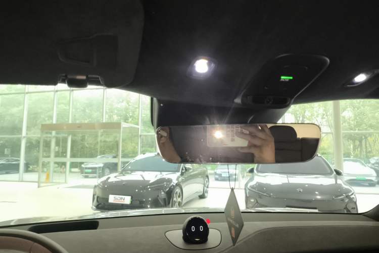 Used Nio EC6 2023 75 kWh
