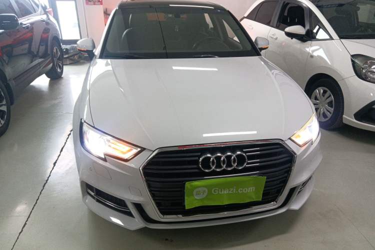 Used Audi A3 2017 Sportback 35 TFSI Fashion Model
