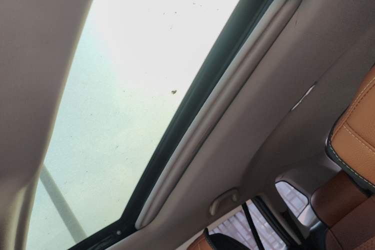 Used Changan CS75 2014 1.8T Automatic Elite Model China IV Standard
