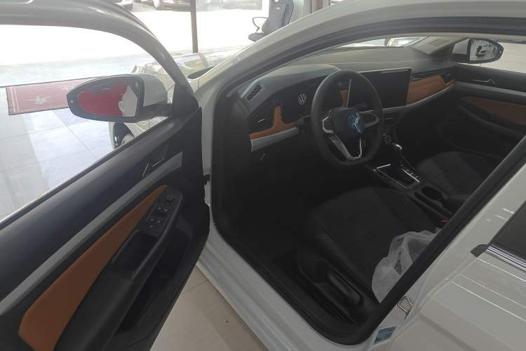 Used Volkswagen Bora 
