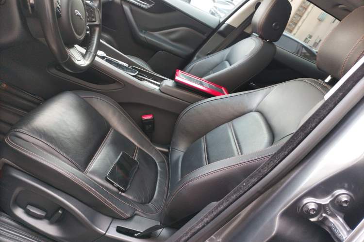 Used Jaguar F-PACE 2018 2.0T Four-Wheel Drive Urban Luxury Edition
