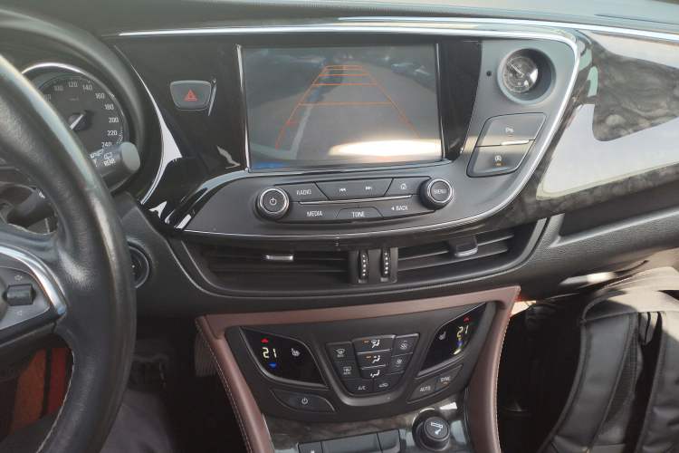 Used Buick Envision 2014 28T Four-Wheel Drive Elite Model
