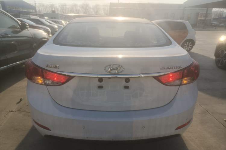 Used Hyundai Elantra 2015 1.6L Automatic Leading Model