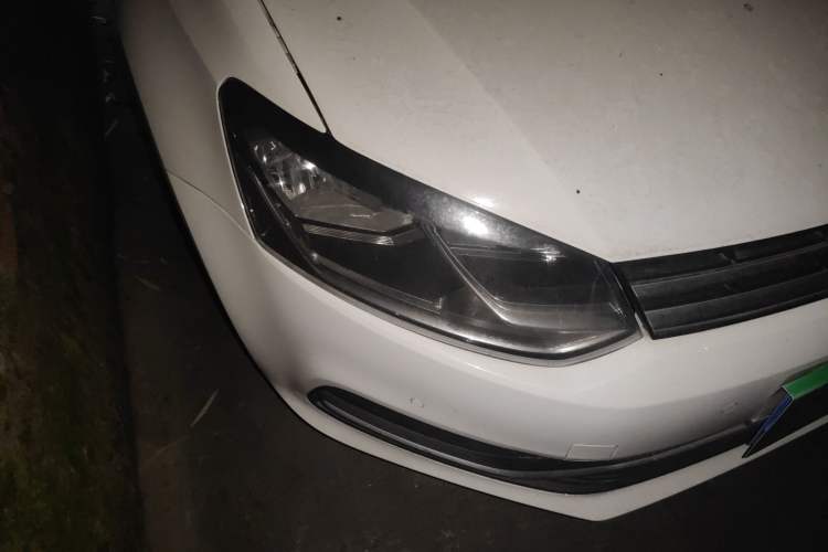 Used Volkswagen Polo 2014 1.6L Automatic Luxury Edition
