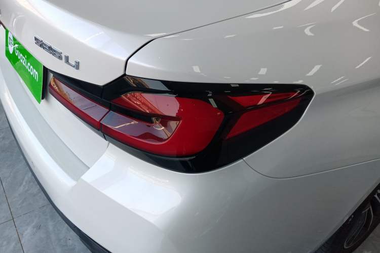 Used BMW 5 Series 2022 Restyled 525Li M Sport Package
