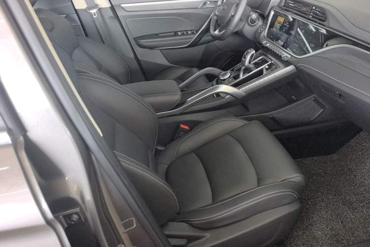 Used Geely Auto Emgrand X7 Sport 2020 1.8TD DCT Smart PRO
