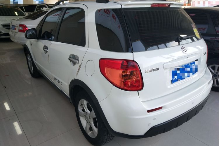 Used Suzuki SX4 2016 1.6L Automatic Classic Edition
