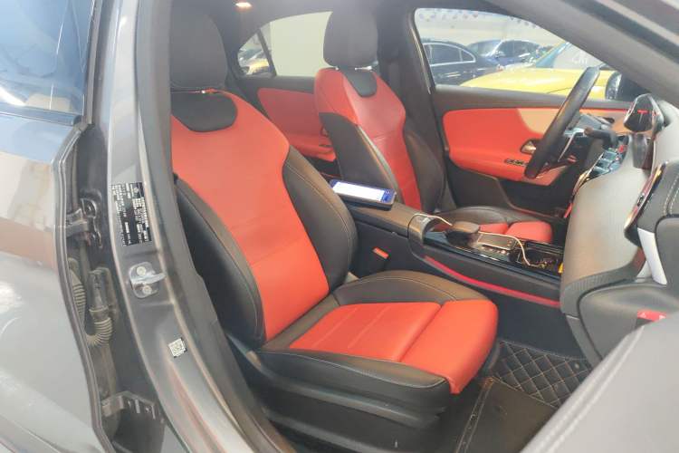 Used Mercedes-Benz A-AMG 2024 AMG A 35 L 4MATIC
