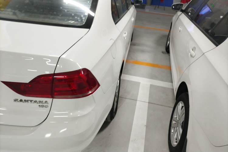 Used Volkswagen Santana 2016 1.6L Manual Fashion Edition
