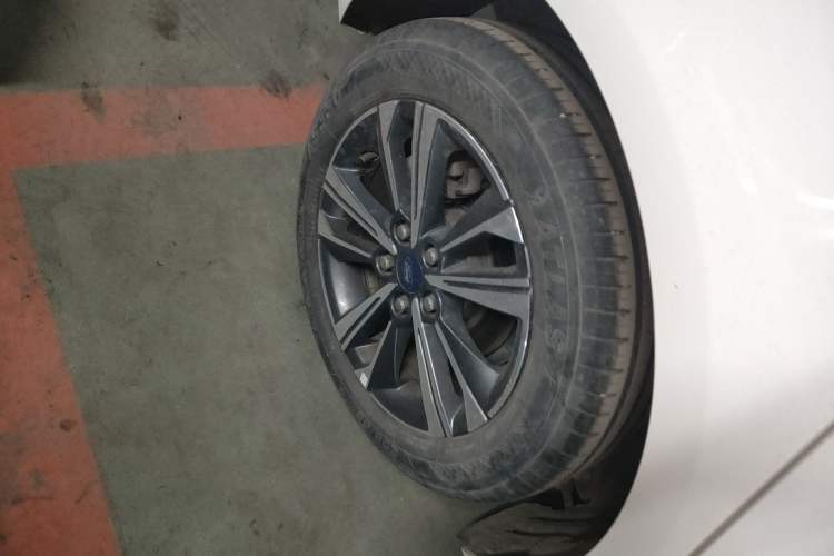 Used Ford Escort 2021 1.5L Automatic Diamond Edition
