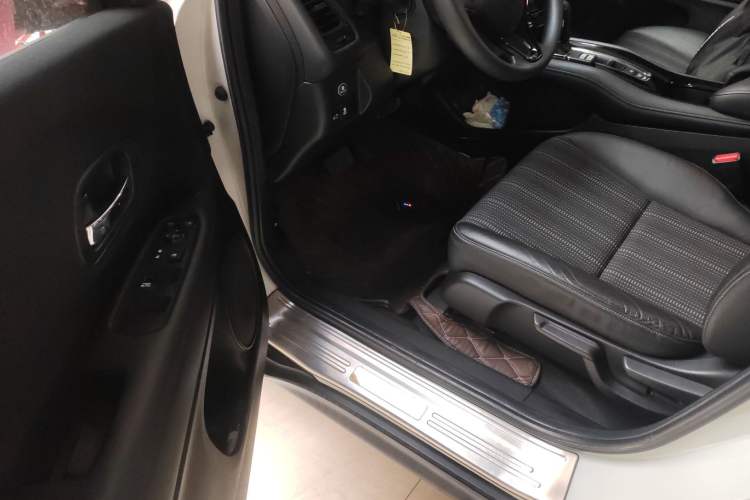 Used Honda Vezel 2017 1.8L CVT 2WD Elite Model