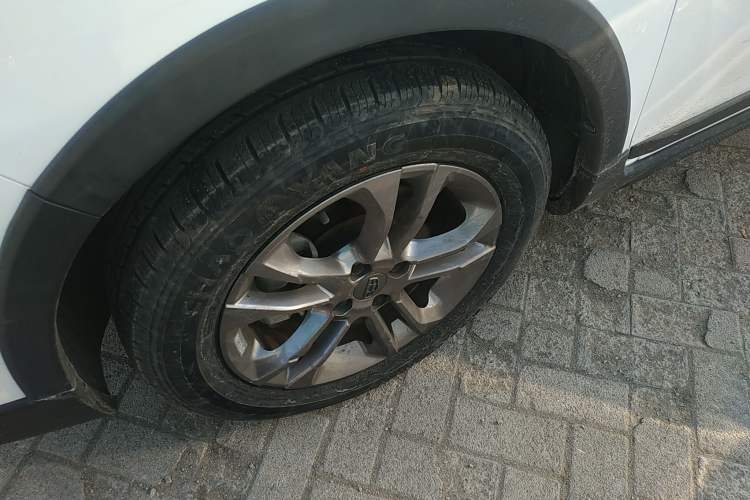 Used Geely Auto Vision X3 2020 1.5L CVT Luxury Model
