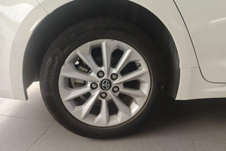 Used Toyota Corolla 2021 Dual-Motor 1.8L E-CVT Elite Edition
