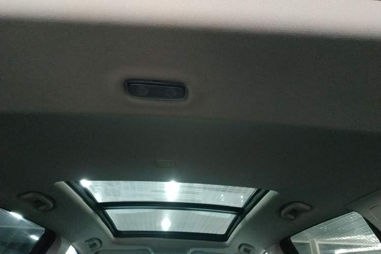 Used Buick Envision 2020 20T Two-Wheel Drive Leading Version
