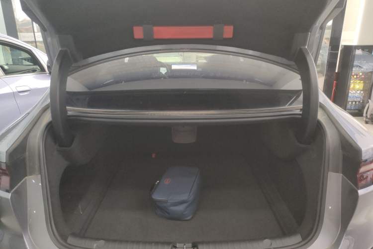 Used BYD Han 2024 DM-i Glory Edition 121KM Premium Model
