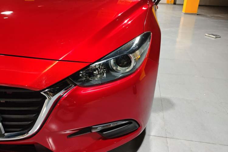 Used Mazda Mazda 3 Axela 2017 Sedan 1.5L Automatic Comfort Model Emission Standard China V
