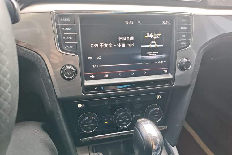 Used Volkswagen Lamando 2017 280TSI DSG Comfort Edition
