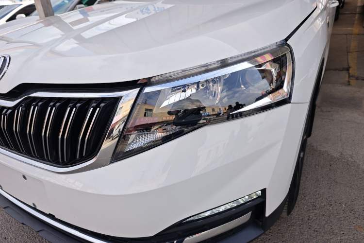 Used Skoda Kamiq 2018 1.5L Automatic Comfort Edition China VI Standard
