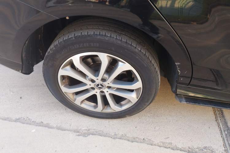 Used Mercedes-Benz GLE 2018 GLE 320 4MATIC Dynamic Edition Collector's Edition
