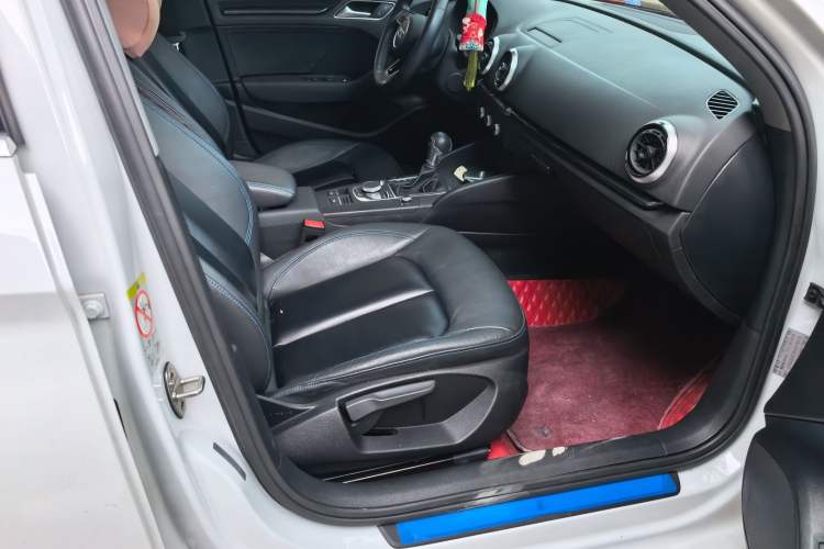 Used Audi A3 2020 Limousine 35 TFSI Fashion Edition China VI Emission Standard