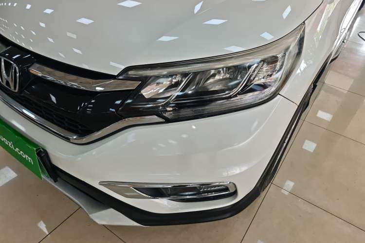 Used Honda CR-V 2016 2.0L two-wheel drive Urban Edition
