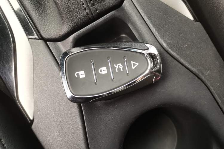 Used Toyota Corolla 2021 Dual-Motor 1.8L E-CVT Elite Edition
