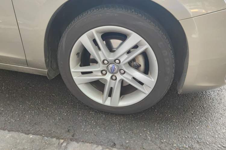 Used Volvo S60 2014 S60L T5 Intelligent Drive Edition
