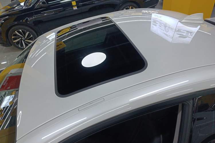 Used BMW 2 Series 2018 220i Sport Design Package
