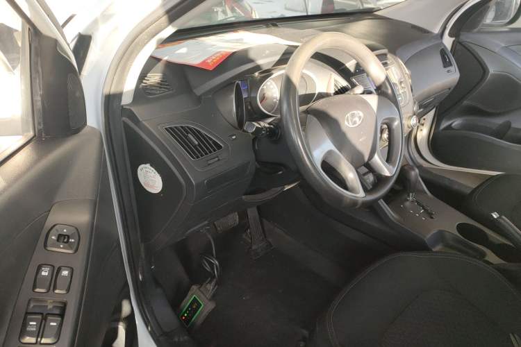 Used Hyundai ix35 2015 2.0L Automatic 2WD Comfort Edition China V Standard
