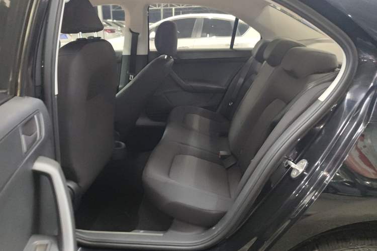 Used Volkswagen Santana 2018 1.5L Manual Fashion Edition
