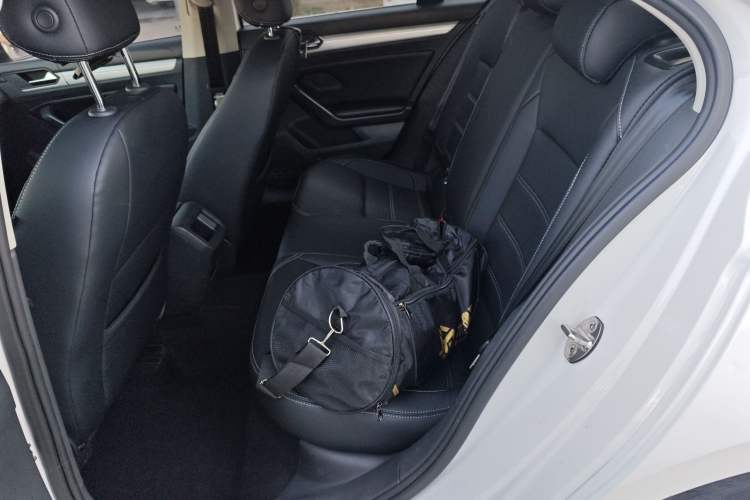 Used Volkswagen Lamando 2018 230TSI DSG Fashion Edition
