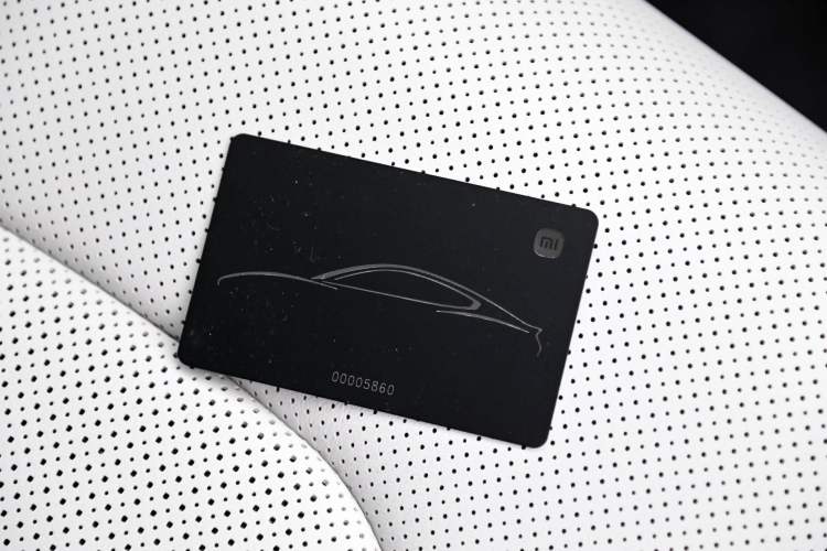 Used Xiaomi Auto SU7 2024 Four-Wheel Drive Ultra-Long Range Advanced Intelligent Driving Max Edition